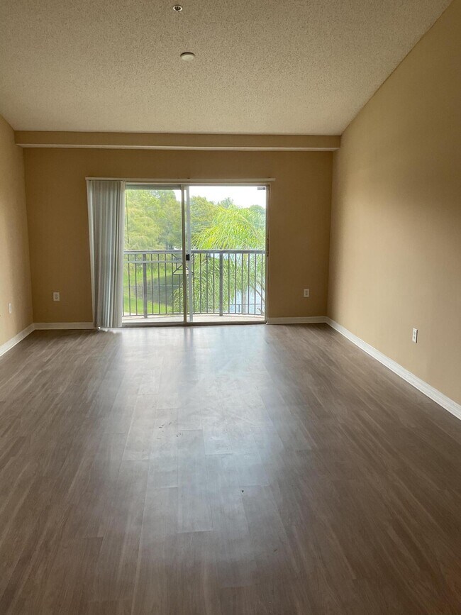 Photo - 4177 N Haverhill Rd Unit 820