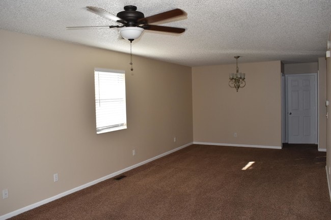 Photo - 2923 Bluff Ridge Dr
