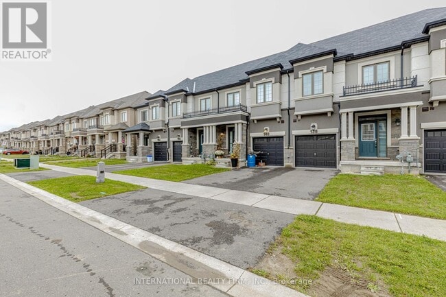 Photo - 138 Flagg Ave