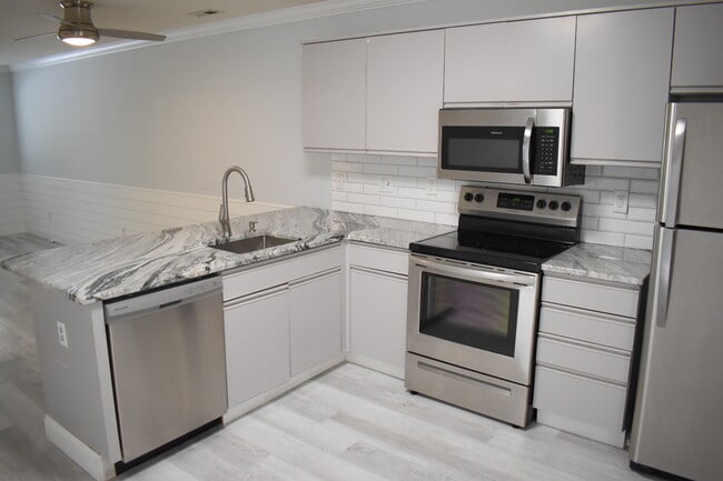 Photo - 522 S Kerr Ave Unit 44