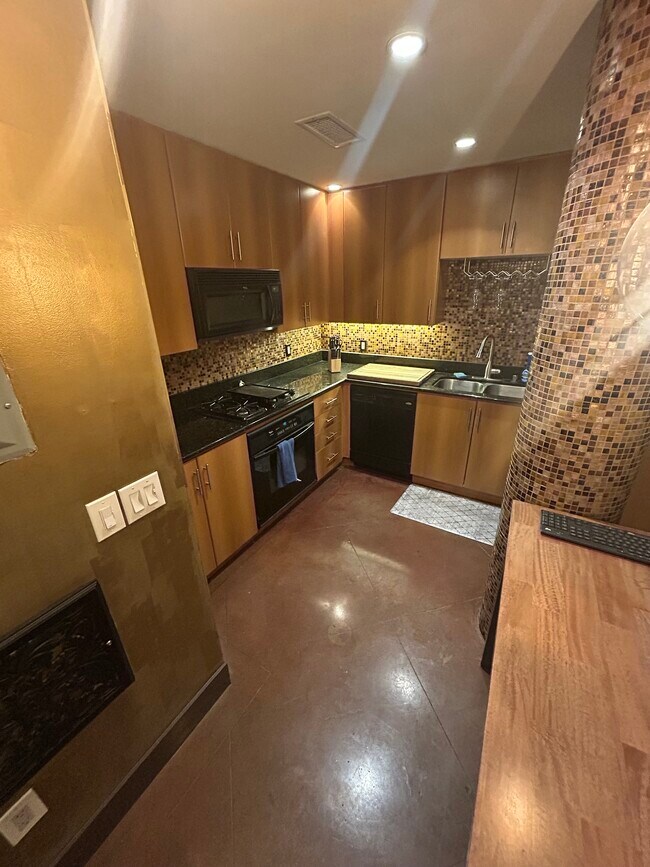 Photo - 1225 Island Ave Unidad Downtown San Diego Condo