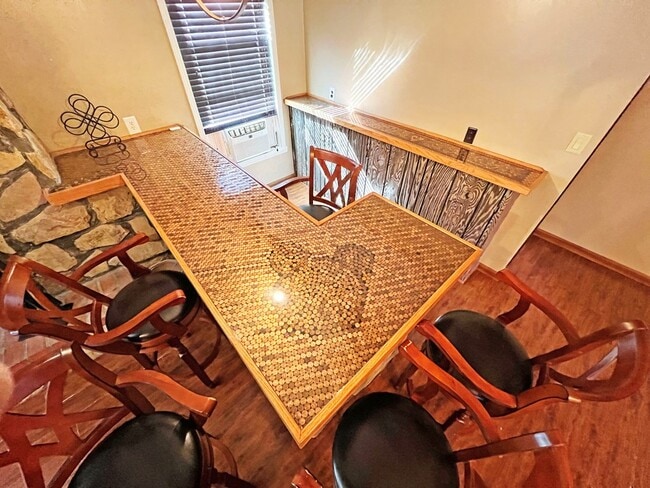 Photo - 1102 W Brown St