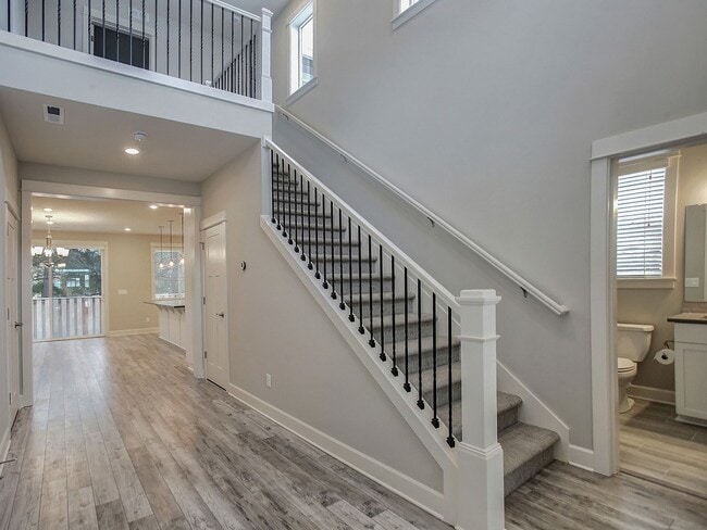 Photo - Northwest Craftsman in Bonny Slope