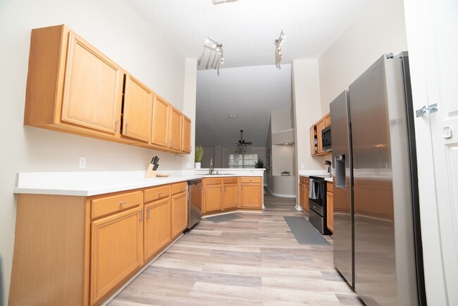 Photo - 7900 Canary Palm Ct