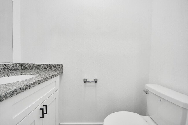 Photo - 7611 Shotwell St
