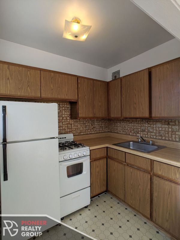 Photo - 739 W Belmont Ave Unit 211