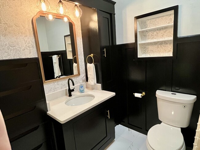 Photo - Downtown Views Apartment Unit 1