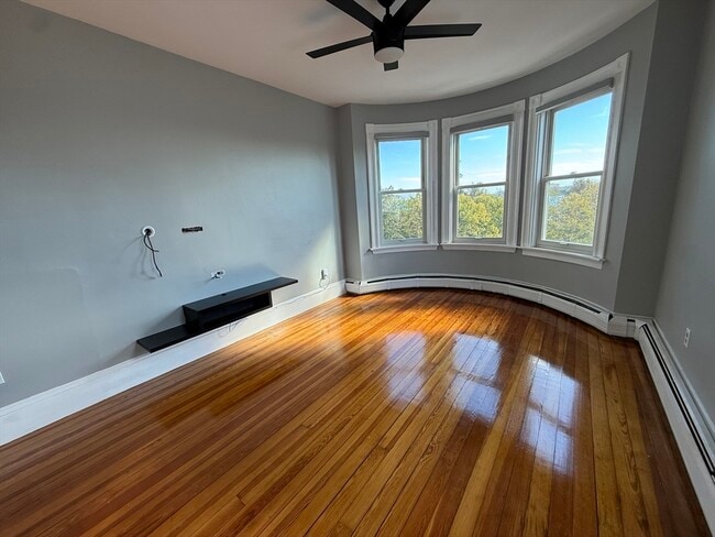 Photo - 1518 Columbia Rd Unit 3