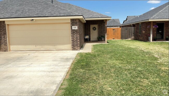 Building Photo - Brand New Luxury Duplex in Stonewood Estat... Unit B Rental