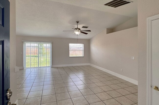 Photo - 332 Cloverdale Rd