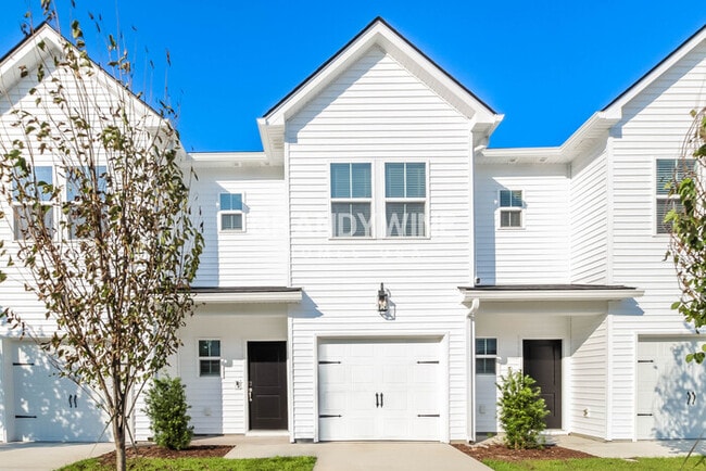 Photo - 1008 Wildflower Dr Townhome