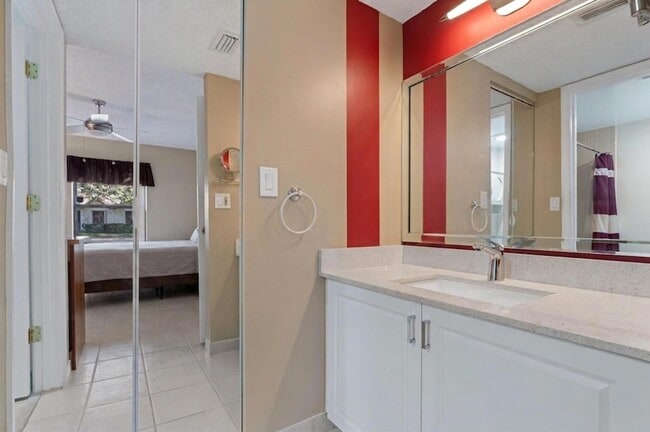 Photo - 3325 Jaywood Terrace Unit 1090