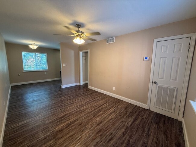 Photo - 1740 NW 17th St Unit 1740-4