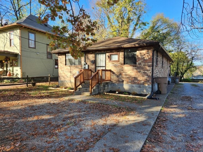 2BR/1BA in Fantastic East Nashville Location!