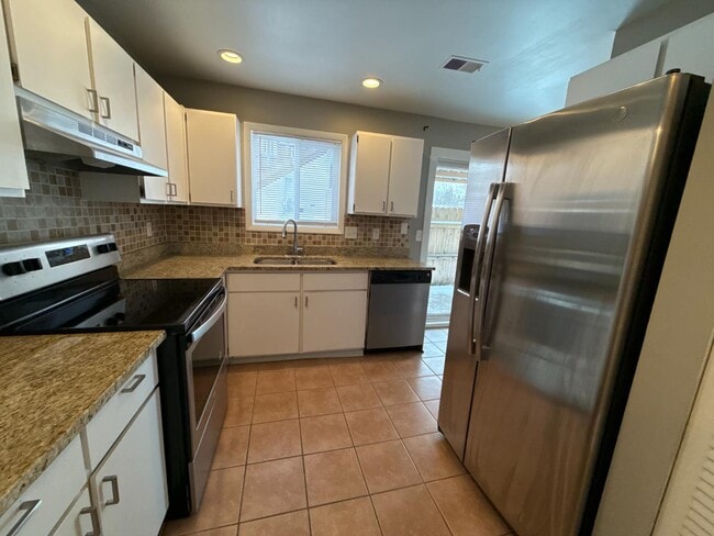 Photo - 1953 Conlon Ave SE