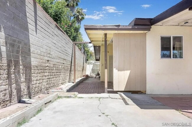 Building Photo - 3416 Winlow St