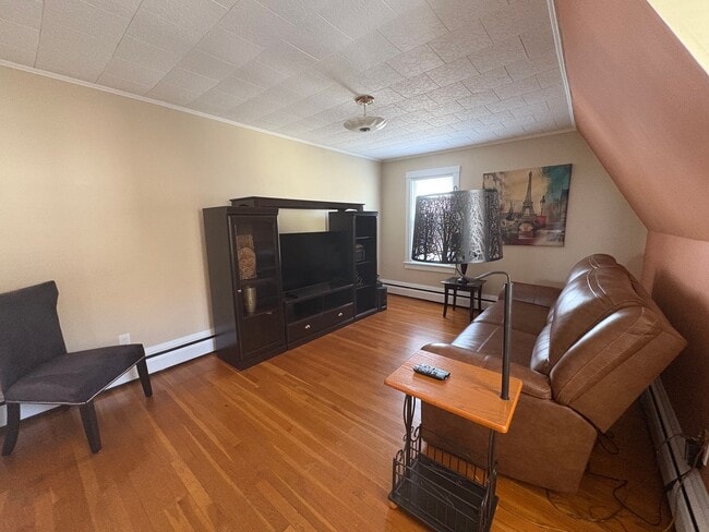 Photo - 308 County St Unit 3