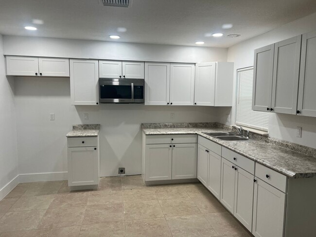 Photo - Carmen Ave - Fourplex