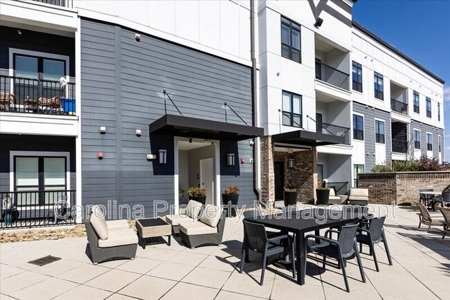 Photo - 3630 N Davidson St