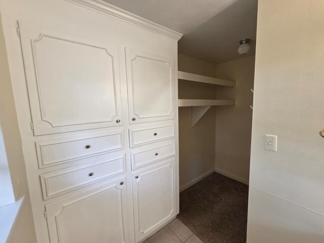 Photo - 5911 Lake Trace Cir