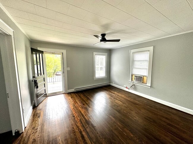 Photo - Renovated Bungalow in central High Point Location!!