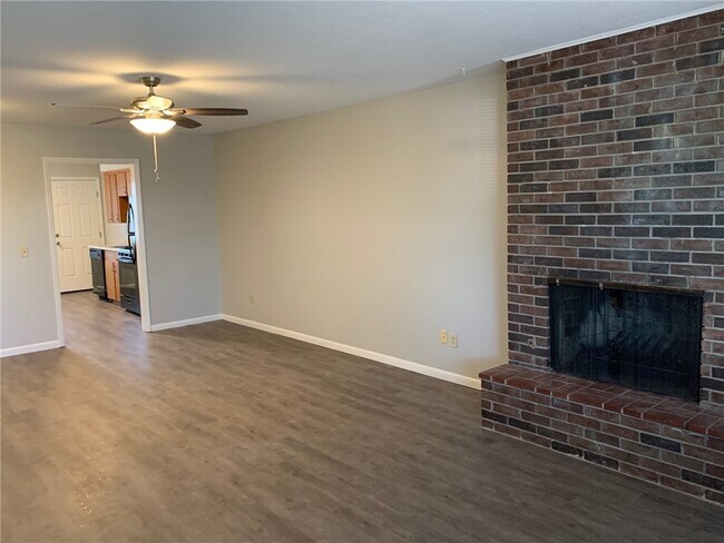 Photo - 14897 Dutchmans Dr