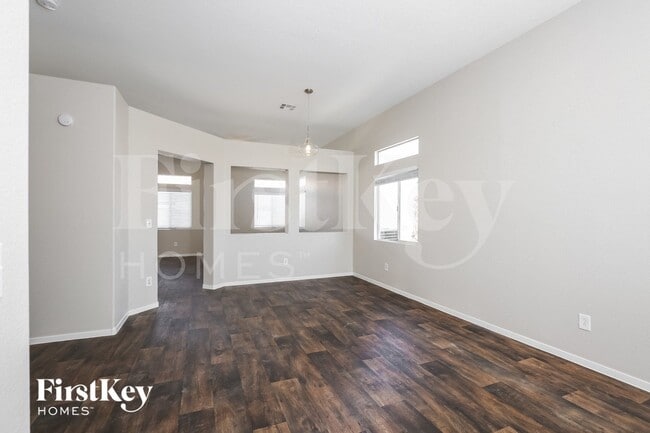 Photo - 2014 Heritage Ridge Ave