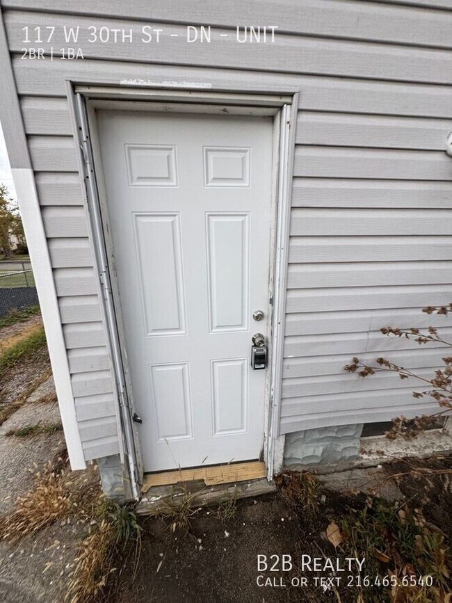 Photo - 117 W 30th St Unidad DN -