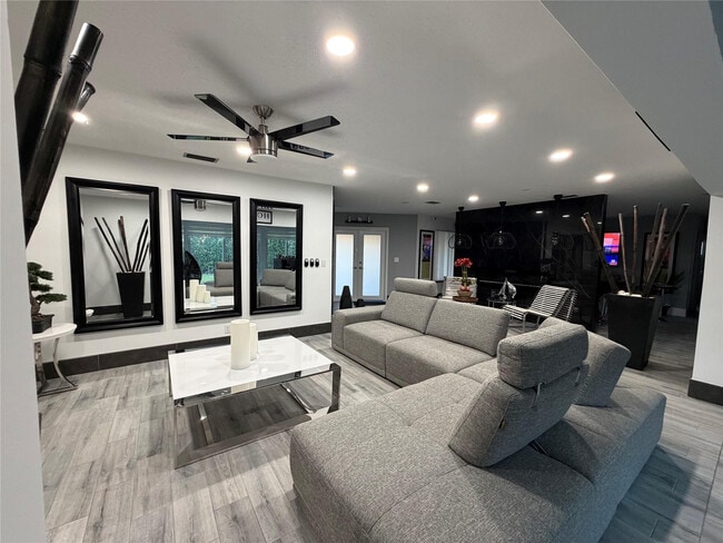 Photo - 11240 NW 43rd St