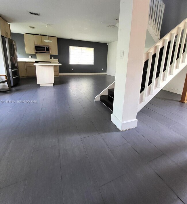 Photo - 13881 NE 2nd Ct