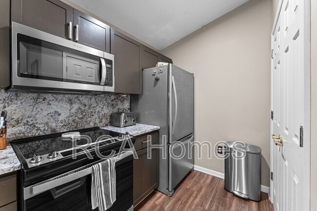 Photo - 8921 Hunters Creek Dr Unit 312