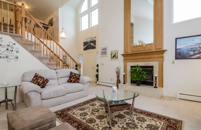 Photo - 94 Hagerman Ct