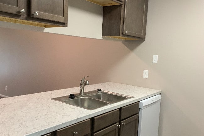 Pine Highland Apartments