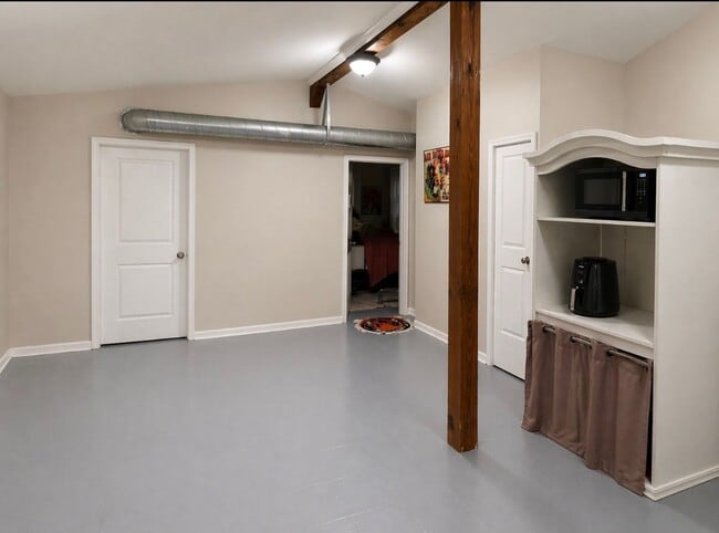 Photo - Rental Available: 427D General Mouton Lafayette