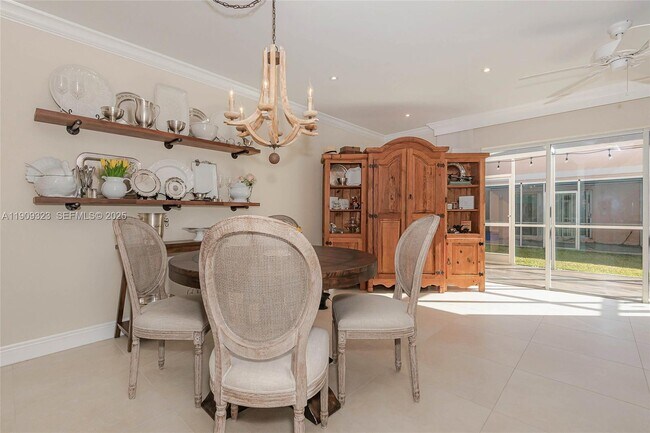 Photo - 597 NW 208th Dr