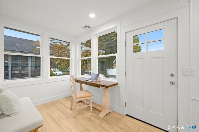 Photo - 17 W Orland St