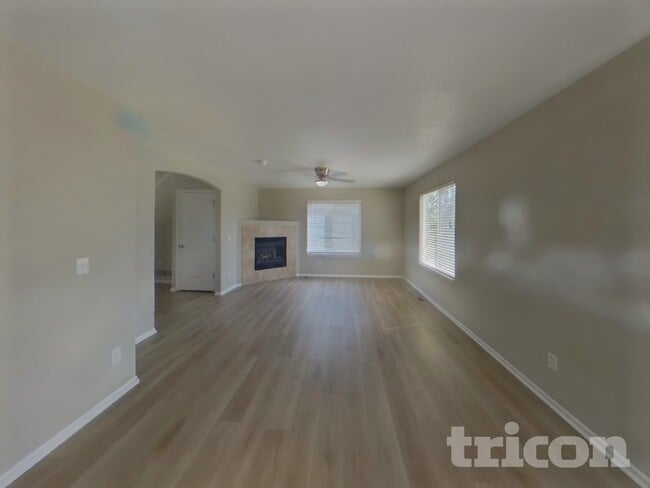 Photo - 2728 Sierra Springs Dr