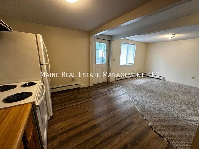 Photo - 101 3rd St Unit 3