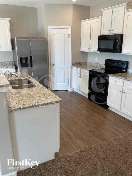 Photo - 2937 Patishall Ln