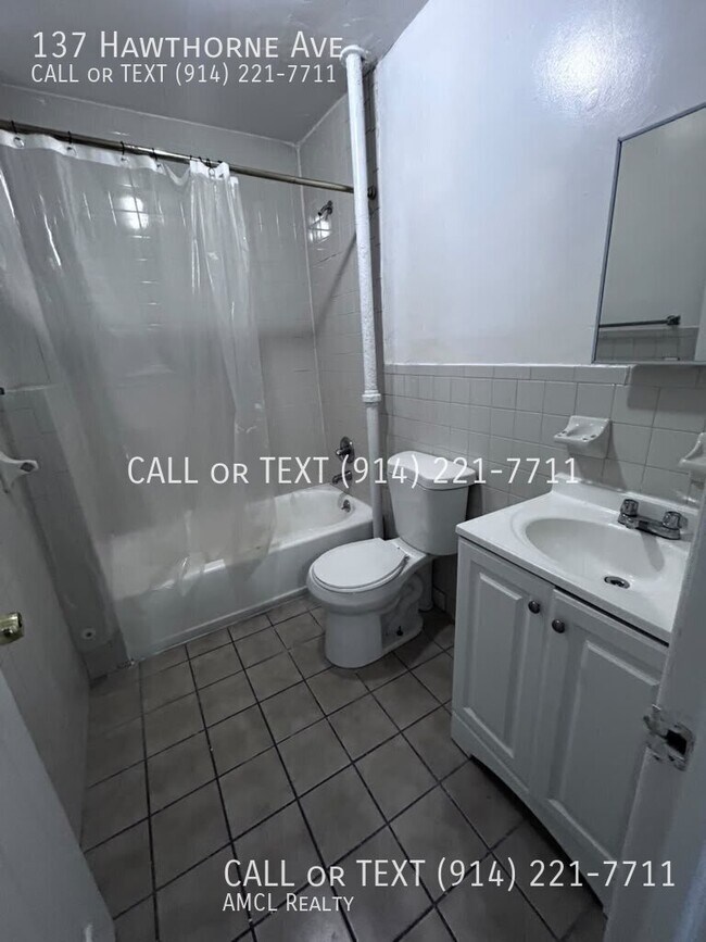 Photo - 137 Hawthorne Ave