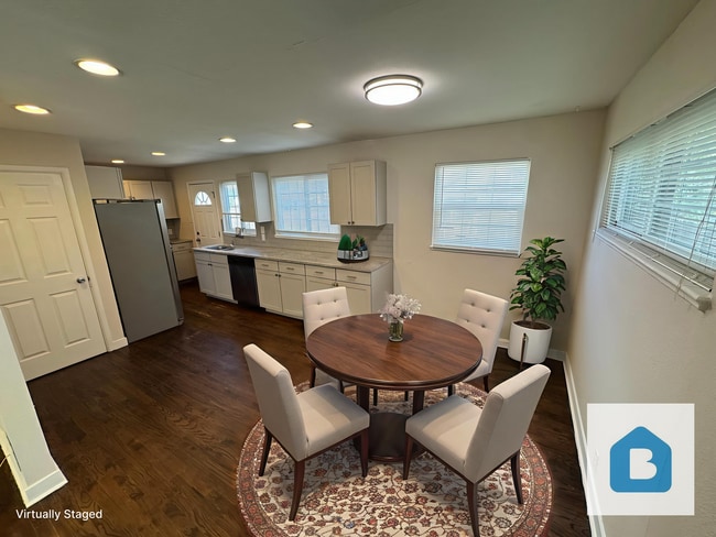 Photo - 1186 Rosemary St