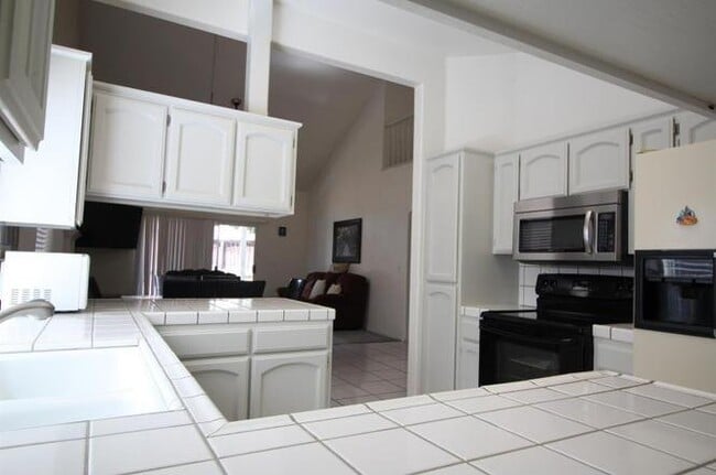 Photo - 1408 E Salem Ave