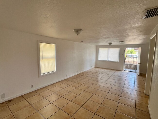 Photo - 3 Bedroom 1 Bath duplex with updated kitchen