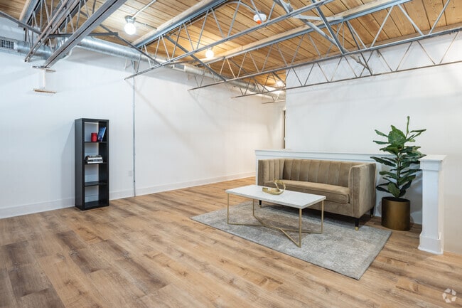 3BR, 3BA - 1,660SF - Bedroom - Greer Mill