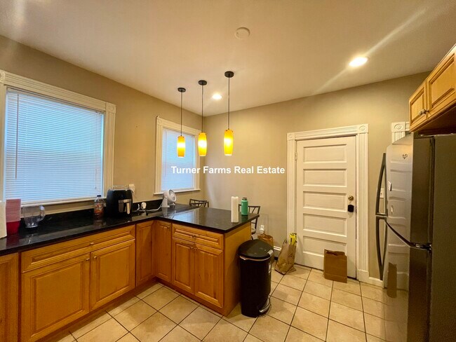 Photo - 68 Calumet St Unit 1