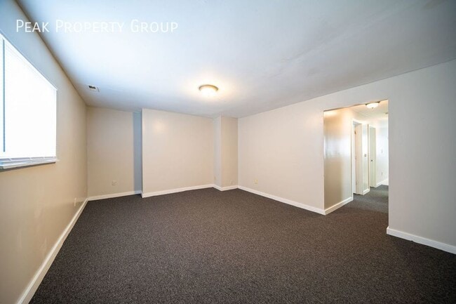 Photo - 1298 N 5th St