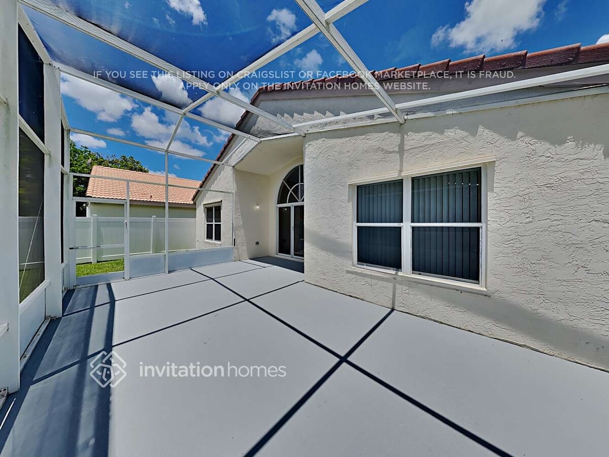 Photo - 18206 SW 4th St