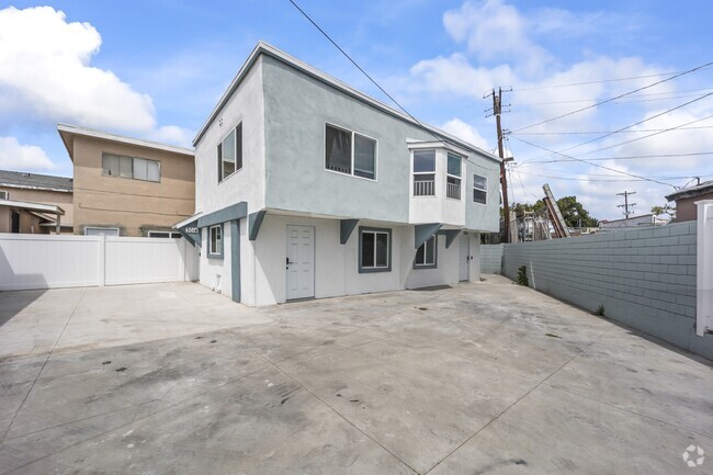 Building Photo - 3016 S West View St Rental