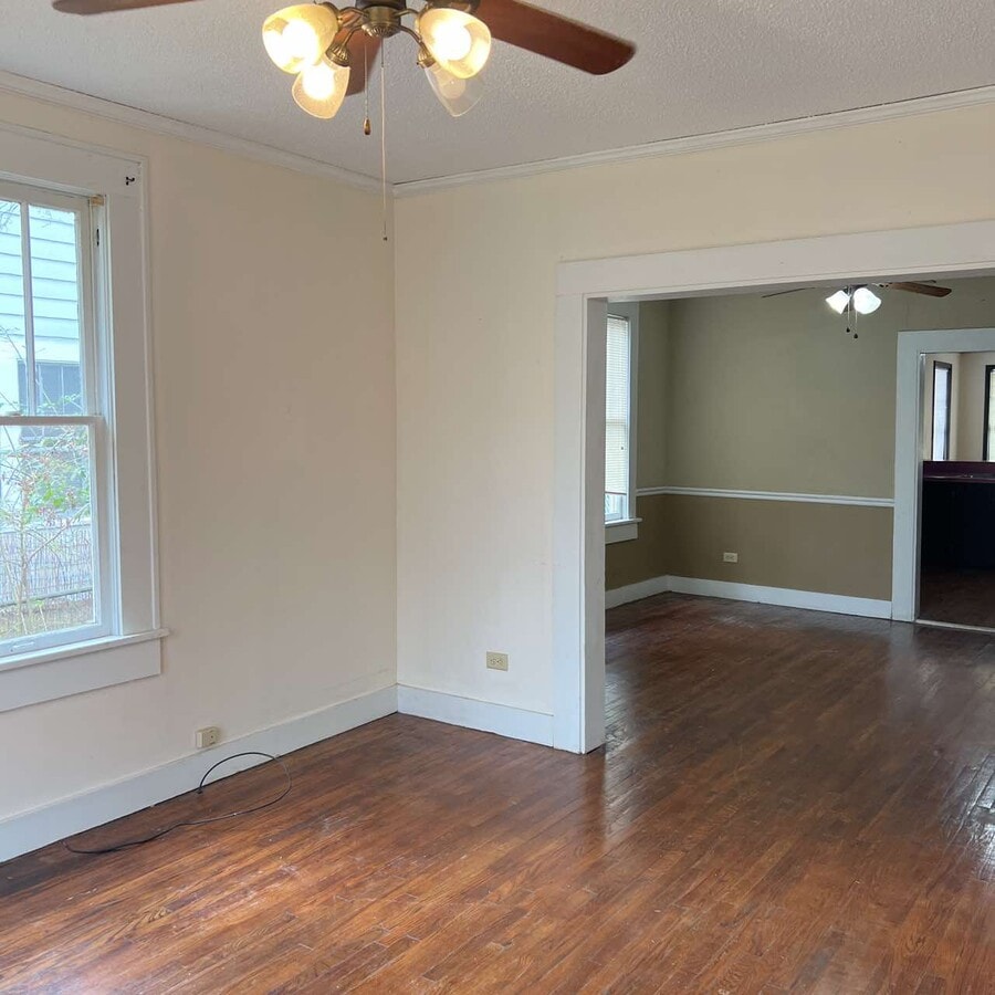 Photo - 307 E Colorado Ave