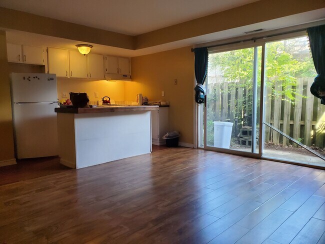 3515 Kenbrooke Ct Unit 3515